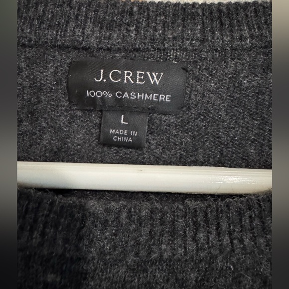 J. Crew Men's Dark Gray Crewneck Sweater size large - Picture 6 of 9